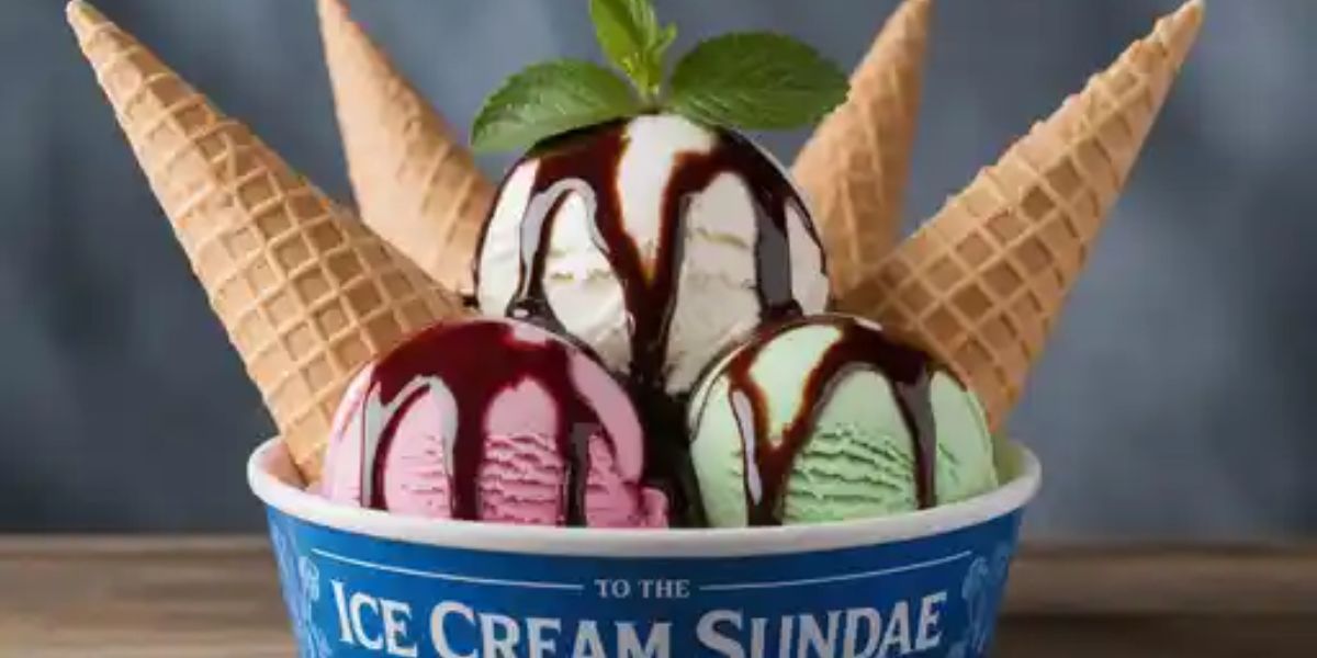 Which U.S. city claims to be the birthplace of the ice cream sundae