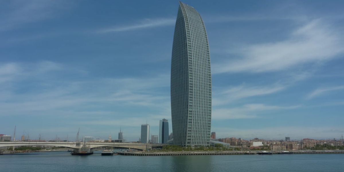 What is the name of this modern skyscraper completed in 2012
