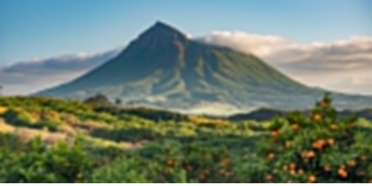 Which country is known for Jeju Island, famous for its volcanic Hallasan peak and orange orchards