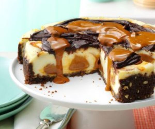 Caramel Swirl Cheesecake